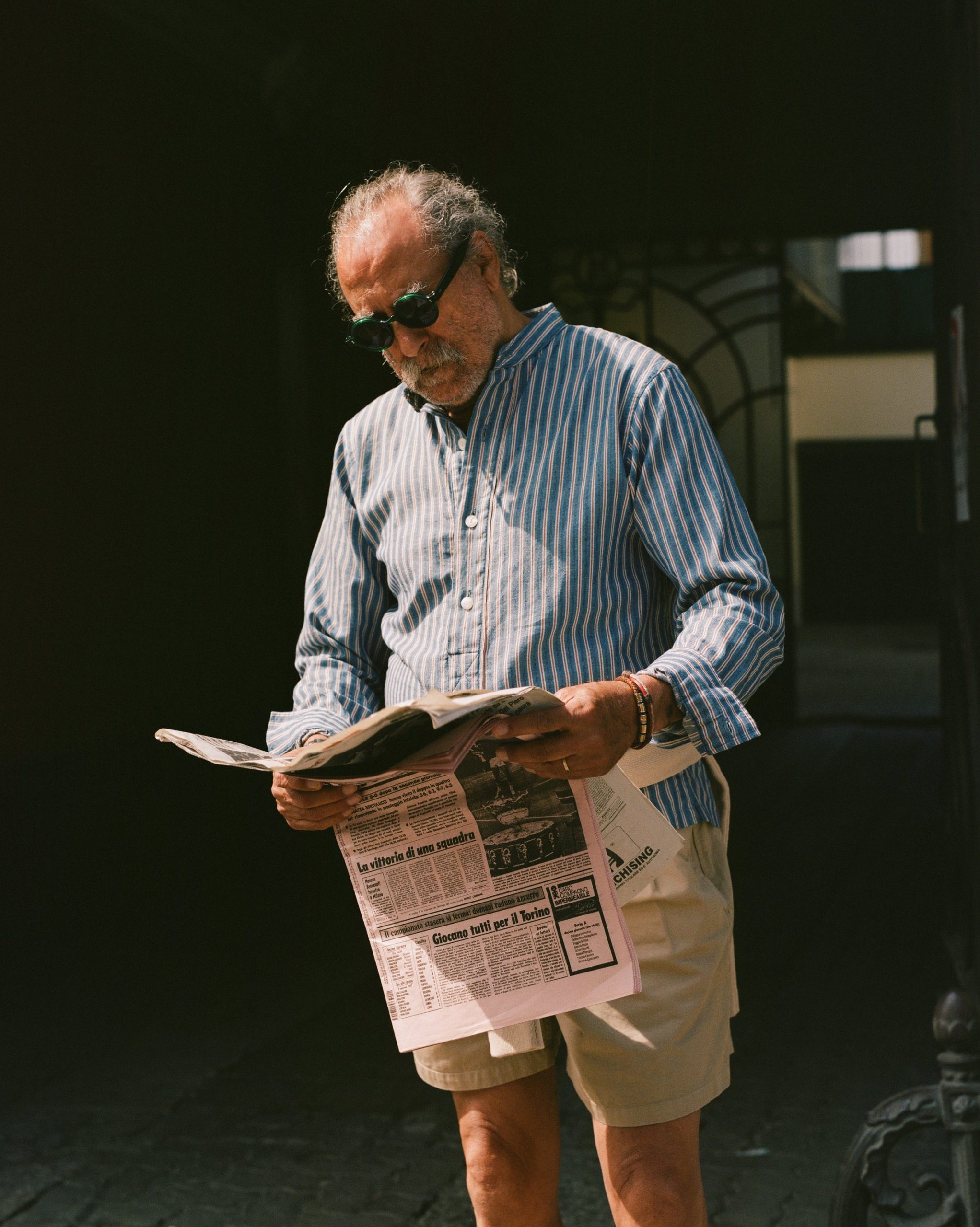 Putty Cotton Wide Leg Double-Pleat Shorts - Image 6