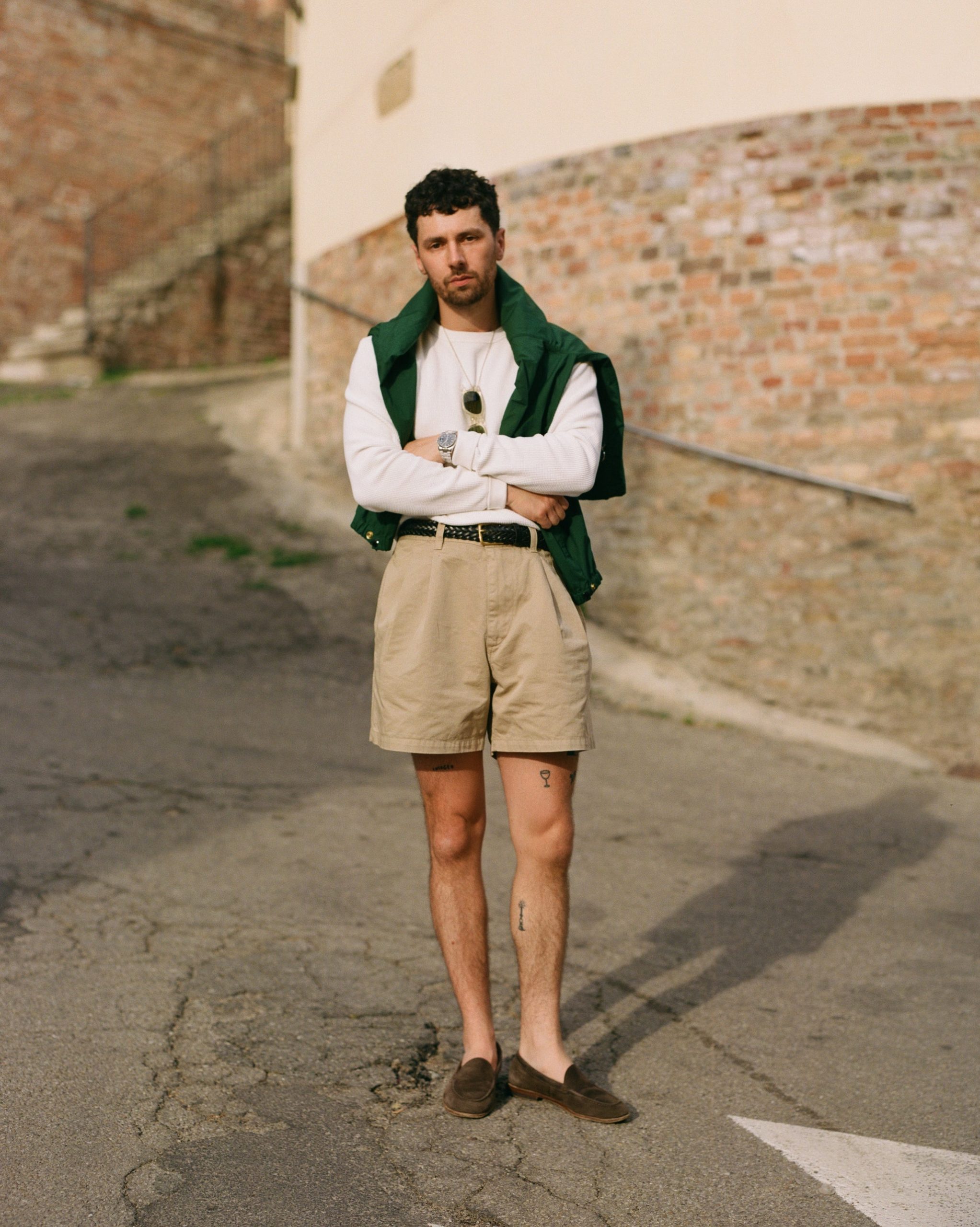 Putty Cotton Wide Leg Double-Pleat Shorts - Image 7