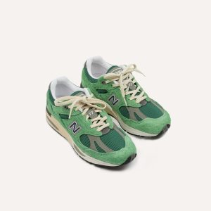 New Balance Green 'Grounded Pastels' Made in UK 991v2 Trainers