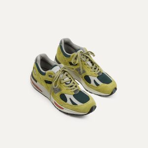 New Balance 'Grape Sorbet' Beechnut Made in UK 991v2 Trainers