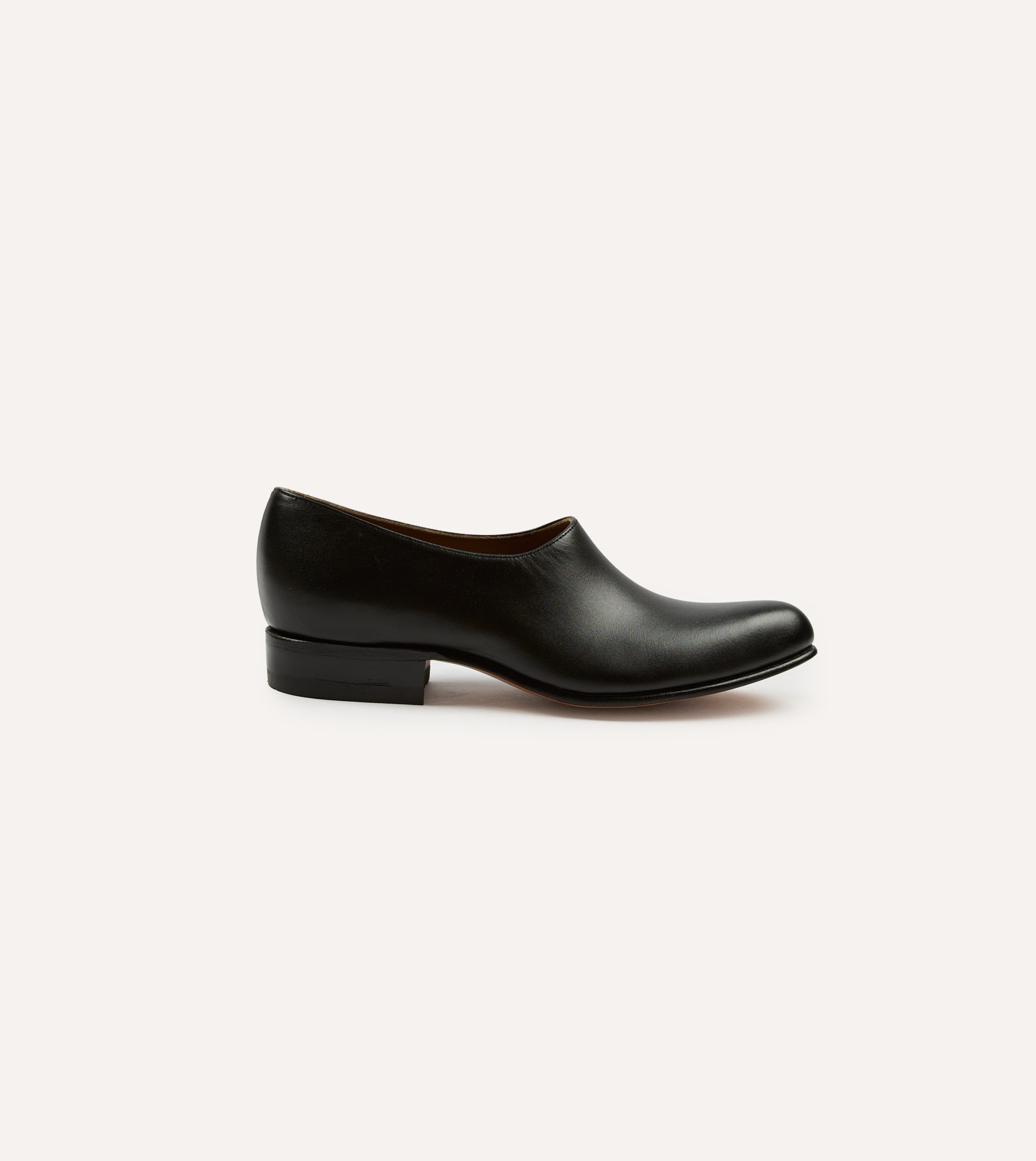 Chamula Black Leather Saarinen Shoe - Image 6
