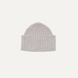 Light Grey Lambswool Ribbed Knit Cap