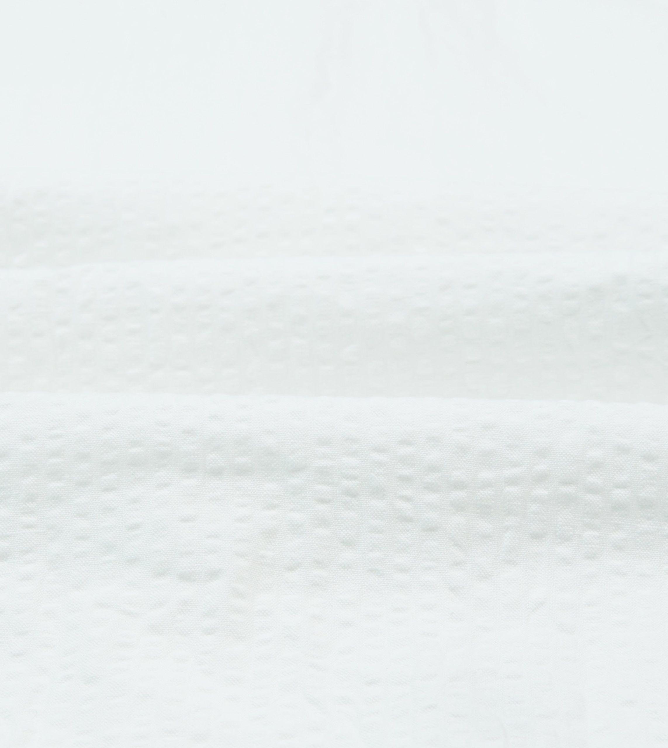 White Cotton-Linen Seersucker Camp Collar Short Sleeve Shirt - Image 2